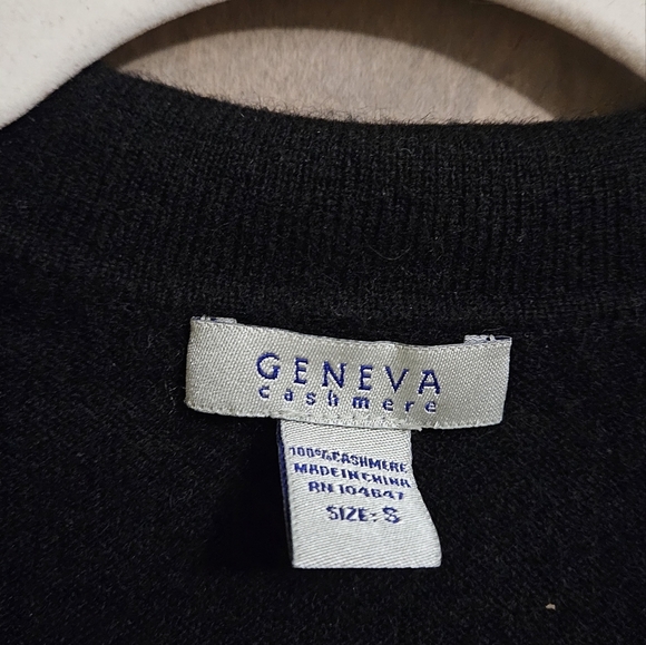 GENEVA Cashmere collared sweater top. Size Small - Picture 5 of 6